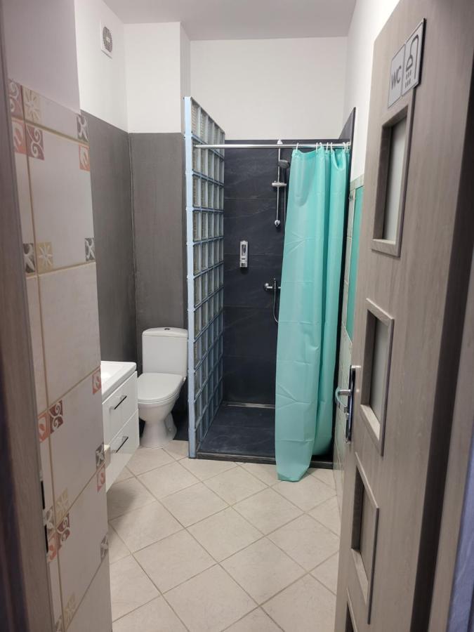 Rooms4rest Wiertnicza - Private For Tourists - Atr Consulting Sp, Z O,o, Nakvynės namai Warsaw