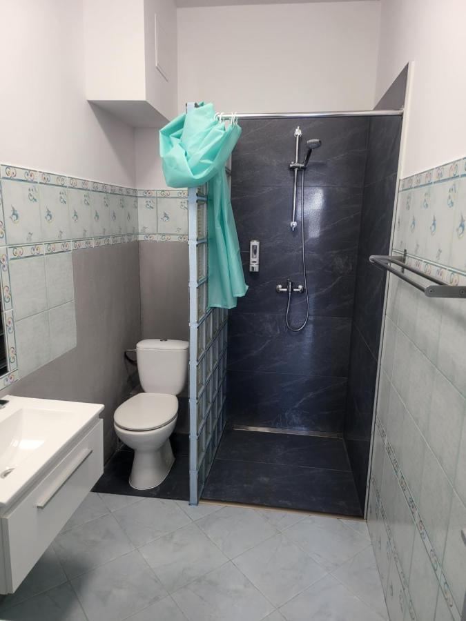 Nakvynės namai Rooms4rest Wiertnicza - Private For Tourists - Atr Consulting Sp, Z O,o, Warsaw